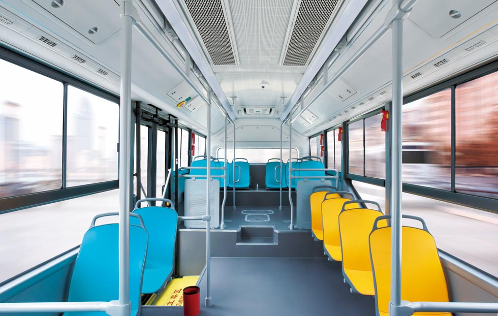 汽車內(nèi)外飾件廠家為你介紹汽車內(nèi)飾的保養(yǎng)